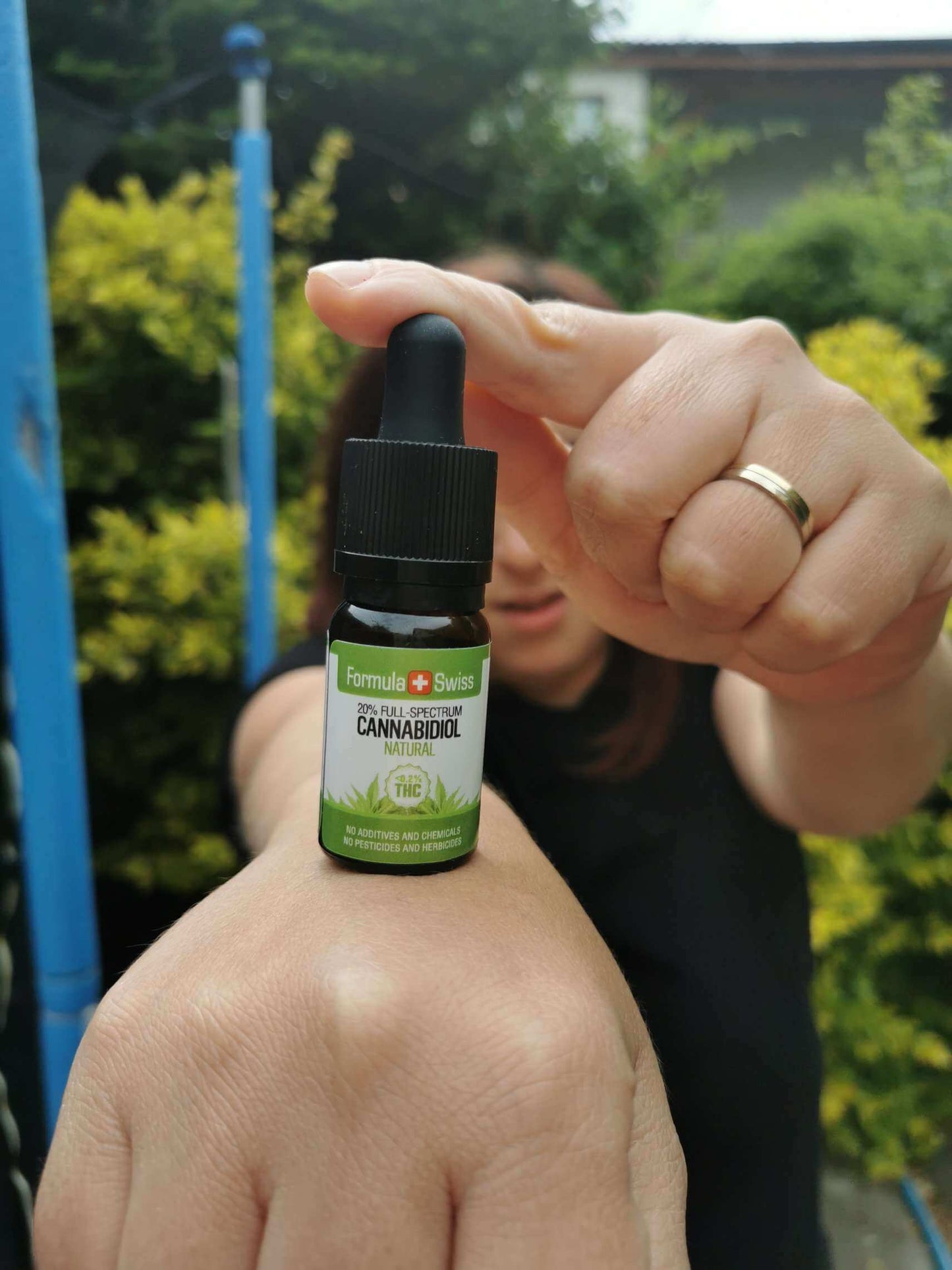 Formula Swiss aceite CBD orgánico en aceite natural